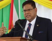 Suriname. Le président s’envole pour Trinidad-et-Tobago